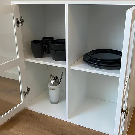 بيت ضيافة Vaerelse Med Eget Bad Og Toilet I Nyt Raekkehus